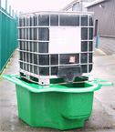 IBC Bund With Bucket Facility